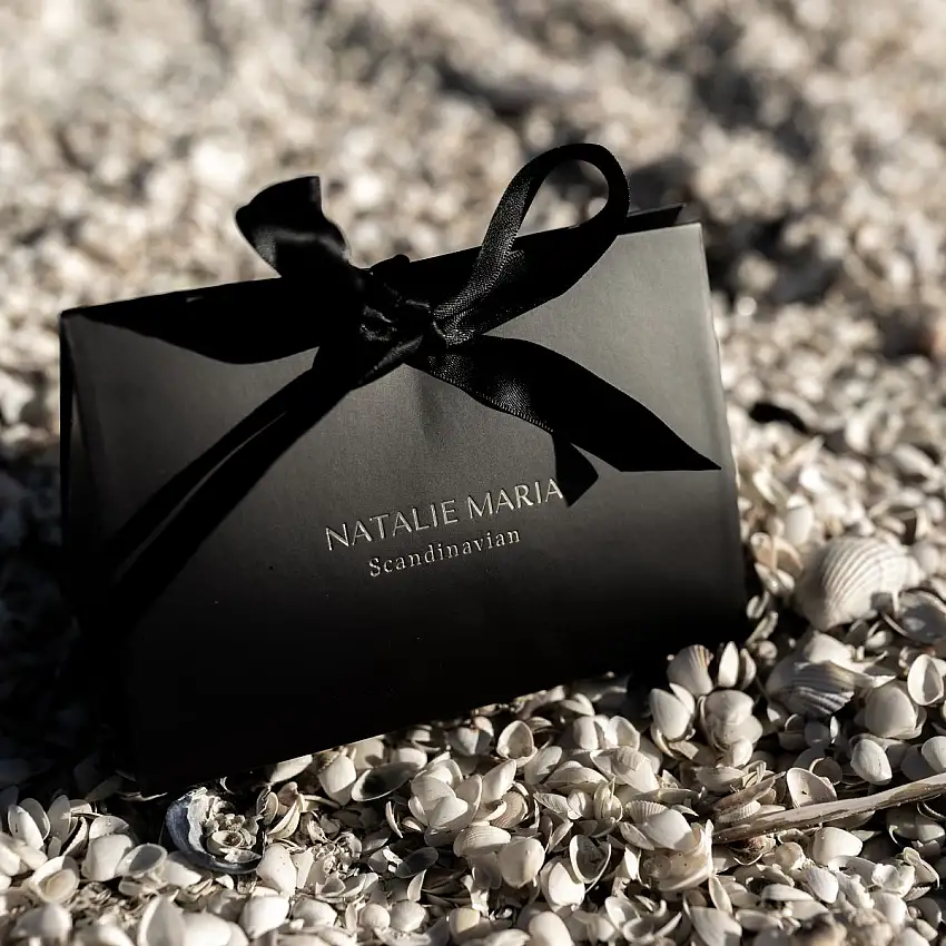Natalie Maria Scandinavian | Gaveæske m. bånd